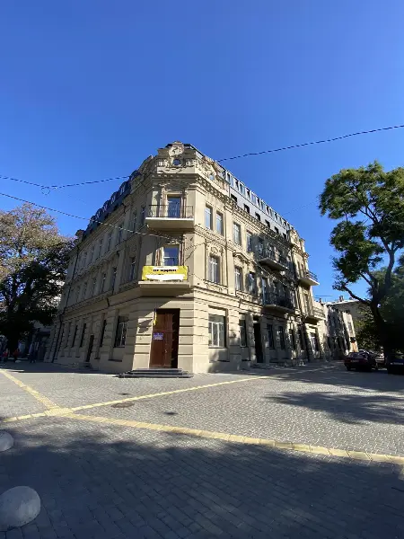 2-кімнатна квартира, 46 м², Центр