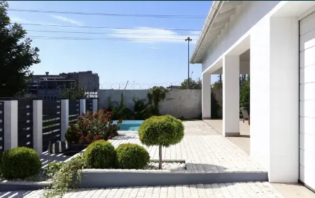 3-кімнатний будинок, 320 м², Совіньйон