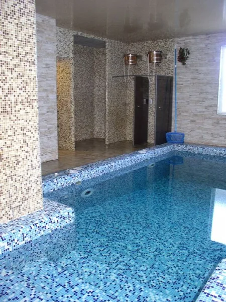 Комерційна, 330 м², Черьомушки