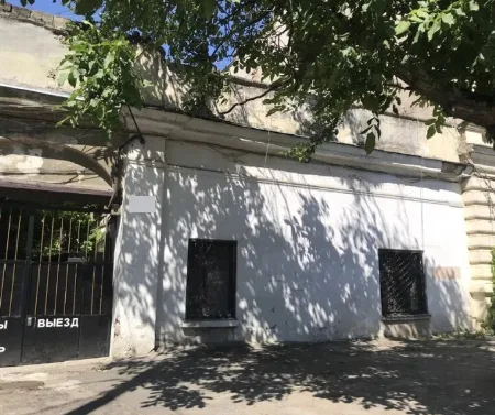 4-комнатная квартира, 150 м², Центр