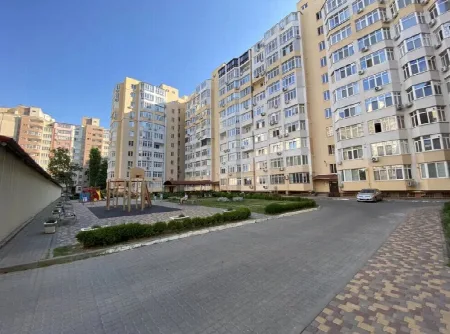 2-кімнатна квартира, 81 м², Фонтан