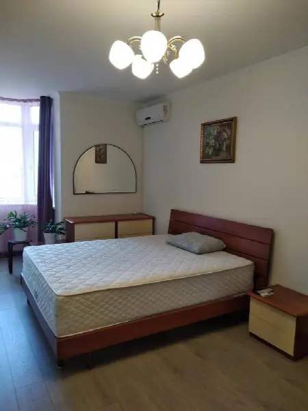 2-кімнатна квартира, 94 м², Садиба Розумовського, Молдаванка