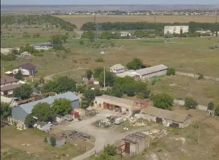 Land, Illichanka