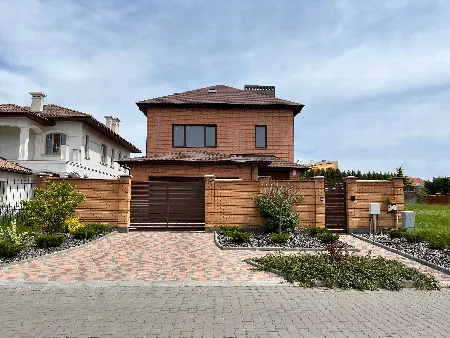5-кімнатний будинок, 500 м², Совіньйон