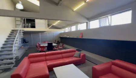 Комерційна, 190 м², Центр