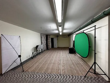 Комерційна, 90 м², Диво-місто, Фонтан