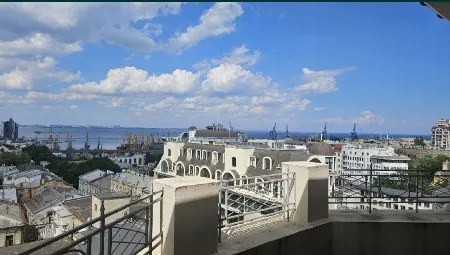 2-кімнатна квартира, 120 м², Гермес, Центр