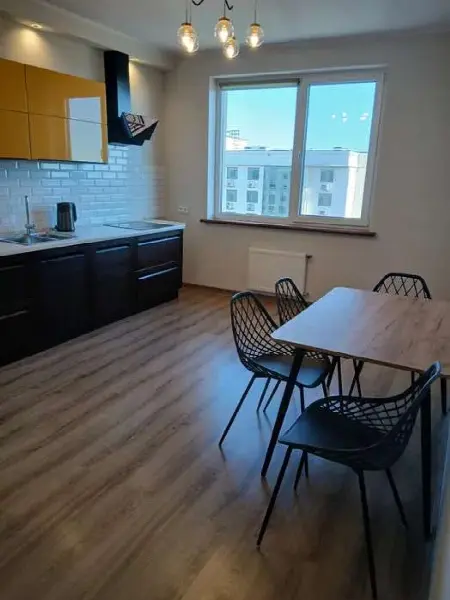 2-кімнатна квартира, 65 м², 37 Перлина, Таїрова