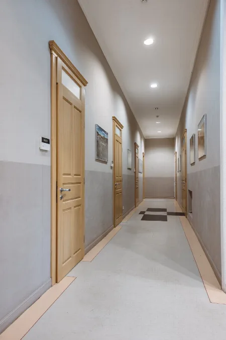 6-кімнатна квартира, 257 м², Центр