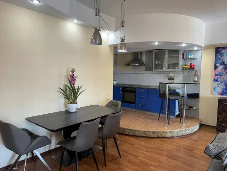 4-комнатная квартира, 240 м², Титаник, Аркадия