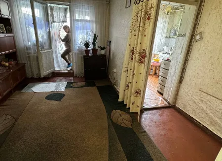 3-кімнатна квартира, 57 м², Таїрова