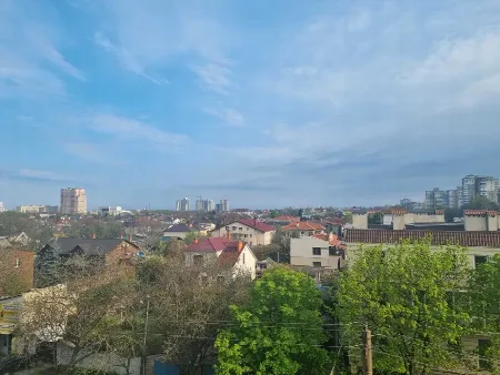 2-кімнатна квартира, 70 м², Горизонт, Таїрова