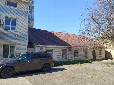 Комерційна, 730 м², Молдаванка