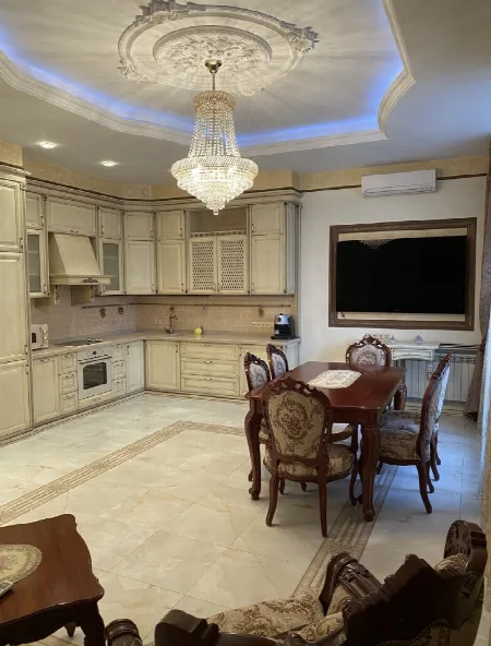 3-кімнатна квартира, 118 м², Аркадія