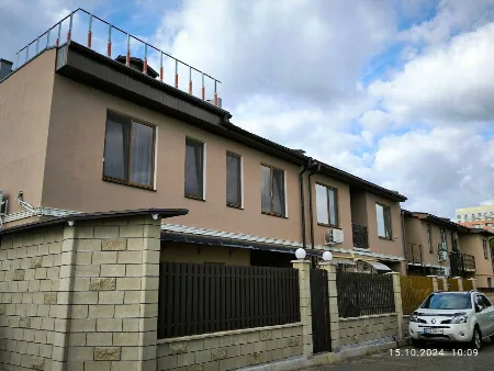 3-кімнатний будинок, 110 м², Таунхауси Академічне містечко, Котовського