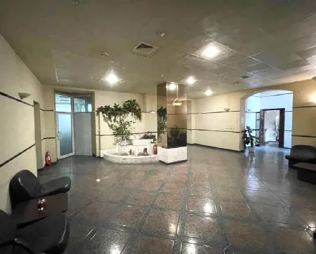Комерційна, 1 250 м², Шевченко-Французький