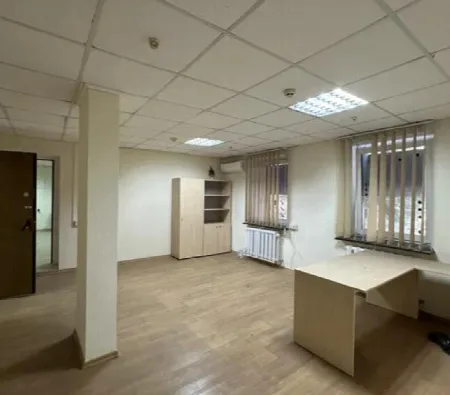 Комерційна, 216 м², Молдаванка