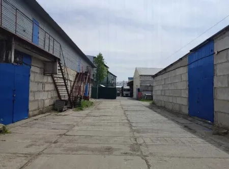 Коммерция, 5 674 м², Авангард