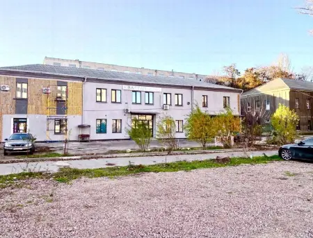 Коммерция, 18 м², Слободка