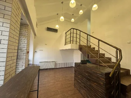 Комерційна, 98 м², Райдужний, Таїрова