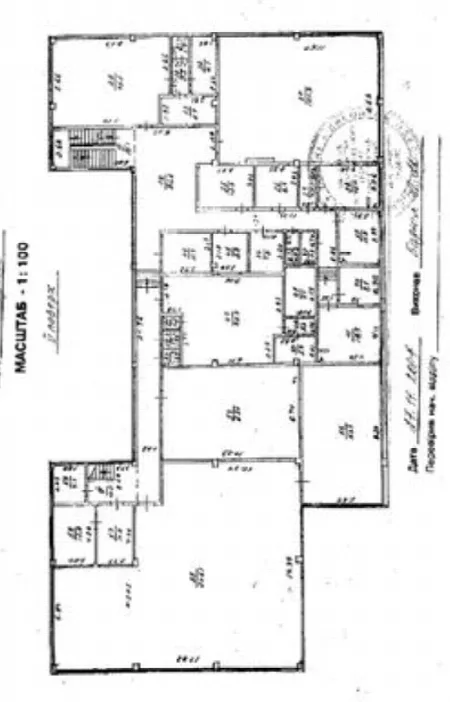 Комерційна, 1 504 м², Центр
