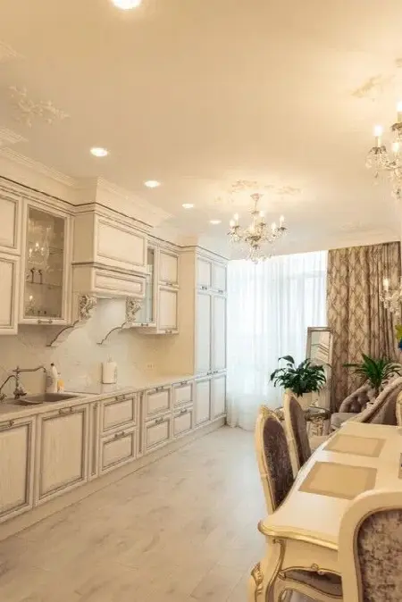 3-кімнатна квартира, 94 м², Бельповерх, Центр