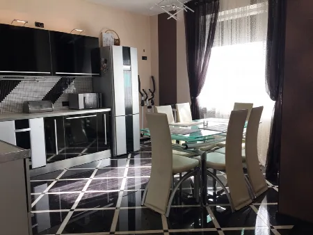 2-кімнатна квартира, 77 м², Диво-місто, Фонтан