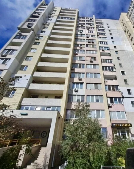 2-кімнатна квартира, 66 м², Молдаванка