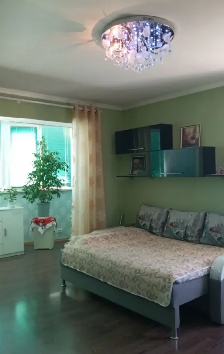 1-кімнатна квартира, 42 м², Котовського