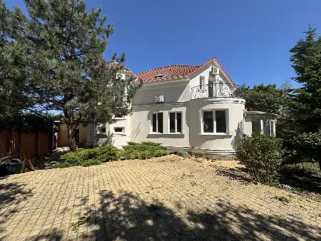 5-комнатный дом, 400 м², Совиньон