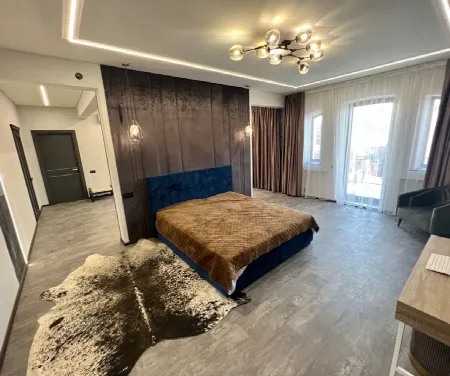 5-кімнатний будинок, 625 м², Чорноморка