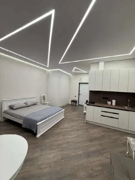 1-кімнатна квартира, 32 м², Будинок на Приморській, Центр