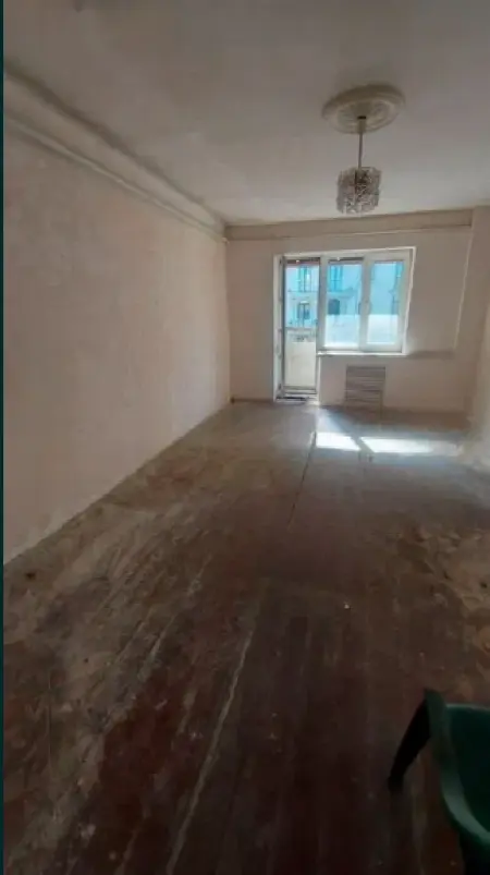 3-кімнатна квартира, 77 м², Центр