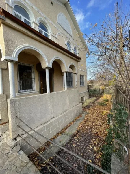 3-кімнатний будинок, 223 м², Сухий Лиман