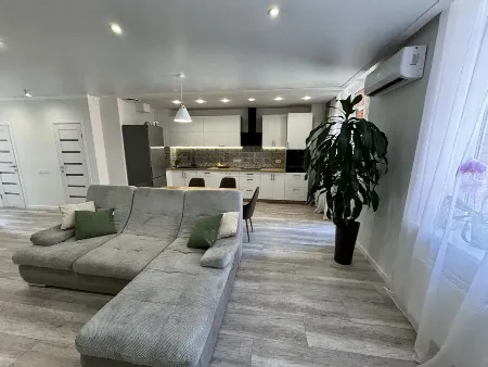 3-кімнатна квартира, 83 м², Дмитрівський, Таїрова