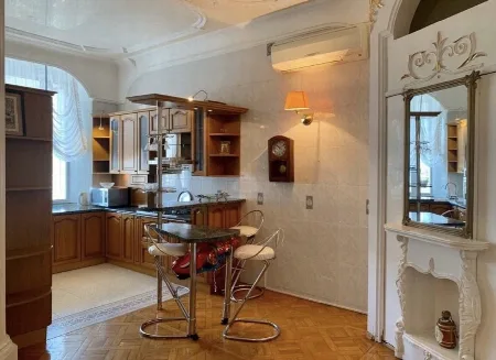 4-комнатная квартира, 150 м², Шевченко-Французский