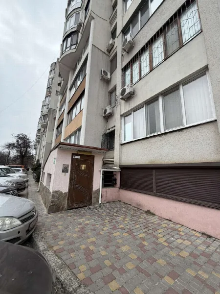 Коммерция, 157 м², Фонтан