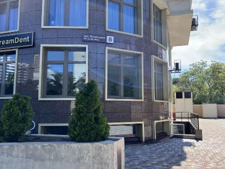 Комерційна, 255 м², 35 Перлина, Фонтан