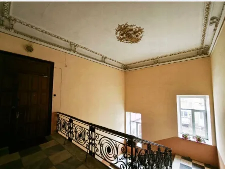 5-кімнатна квартира, 250 м², Центр