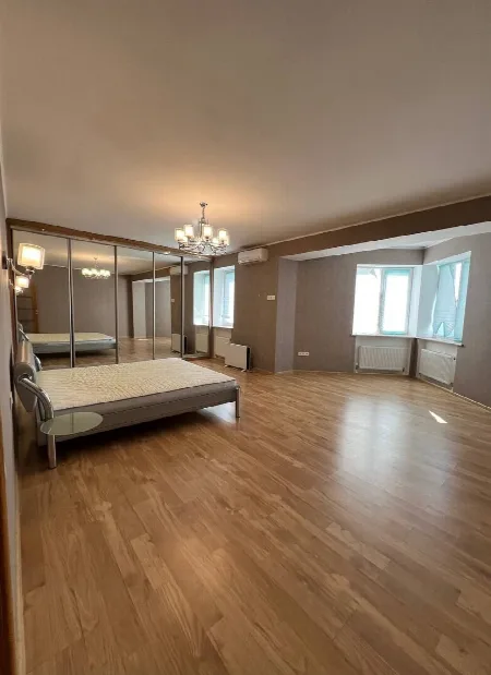 3-кімнатна квартира, 164 м², Фонтан