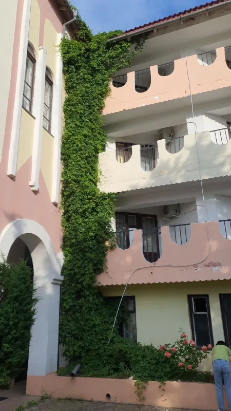 Коммерция, 1 000 м², Затока