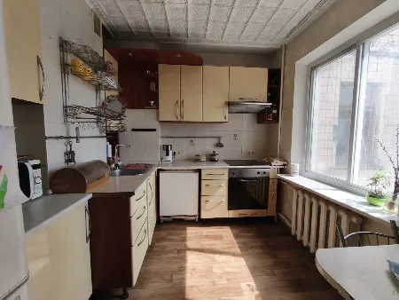 4-комнатная квартира, 83 м², Таирова