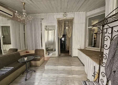 3-комнатная квартира, 60 м², Центр