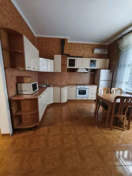 2-комнатная квартира, 54 м², Климовские дома, Центр