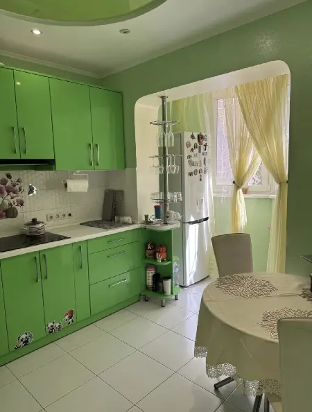 3-room apartment, 99 m², Tairova