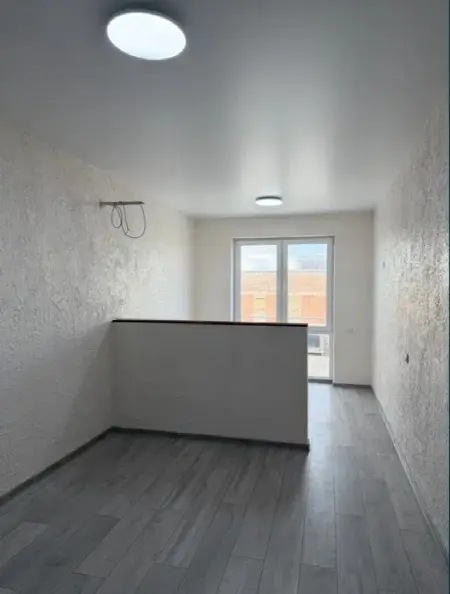 1-кімнатна квартира, 30 м², Золоті Стовпи, Слобідка