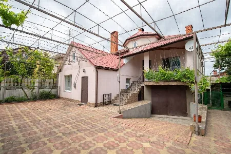 3-кімнатний будинок, 200 м², Чубаївка