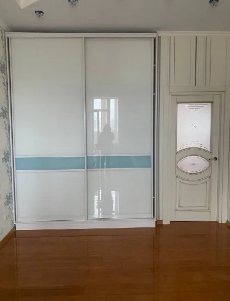 3-комнатная квартира, 96 м², Капитан, Центр