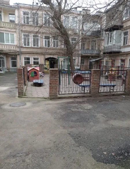 2-комнатная квартира, 35 м², Центр
