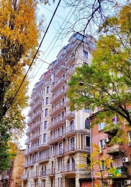 3-кімнатна квартира, 141 м², Віндзор, Центр